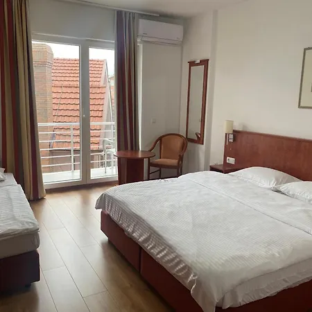 Apartment Andrra *